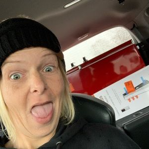 Meet your Posher, Sara